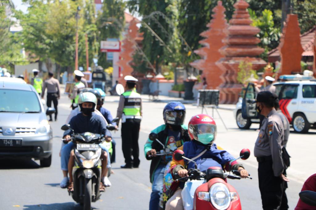 gambar utama