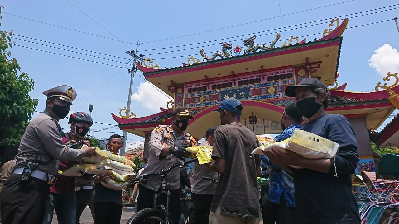 gambar utama
