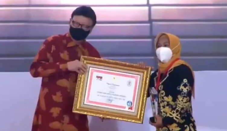 gambar utama