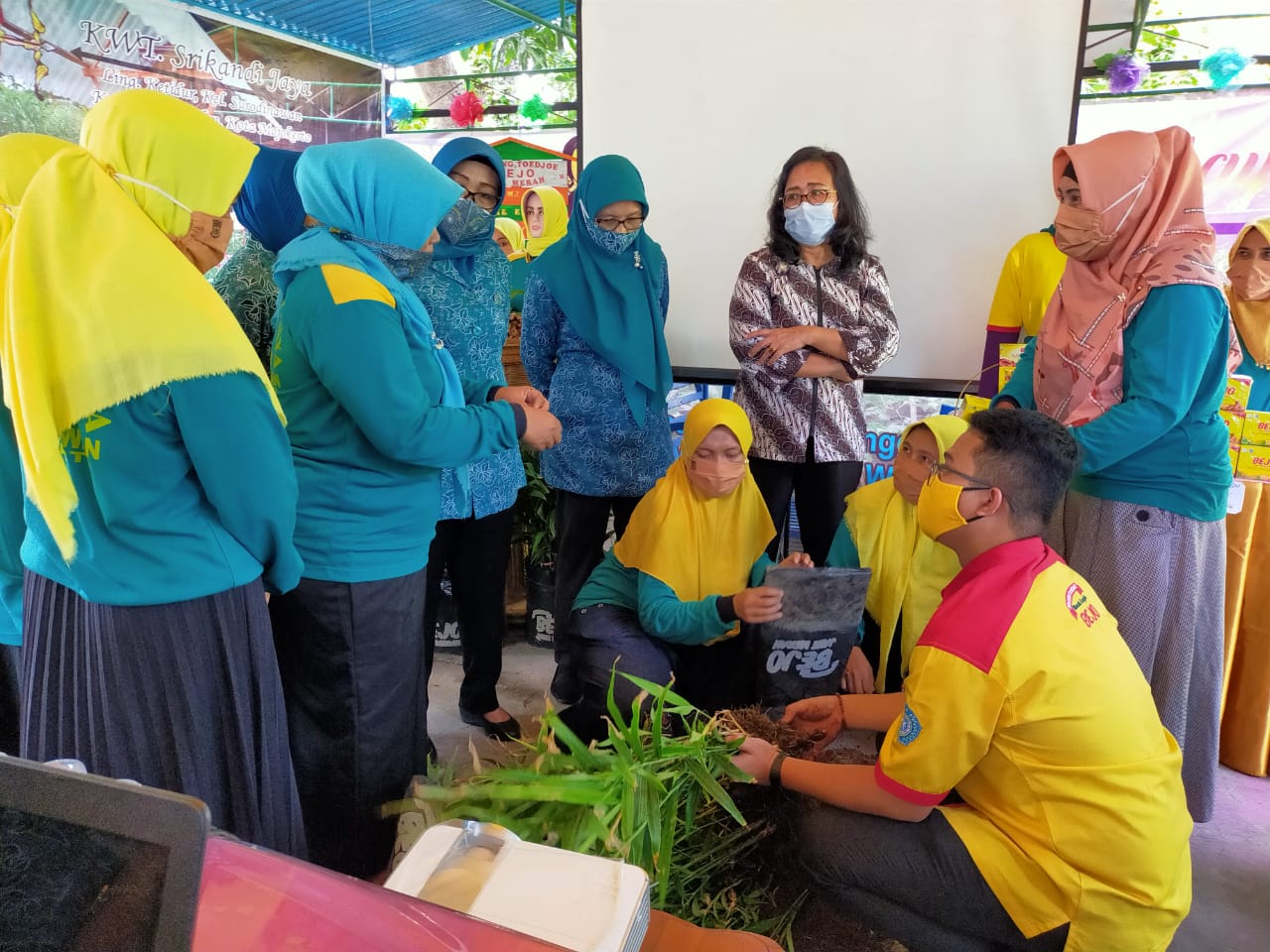 gambar utama