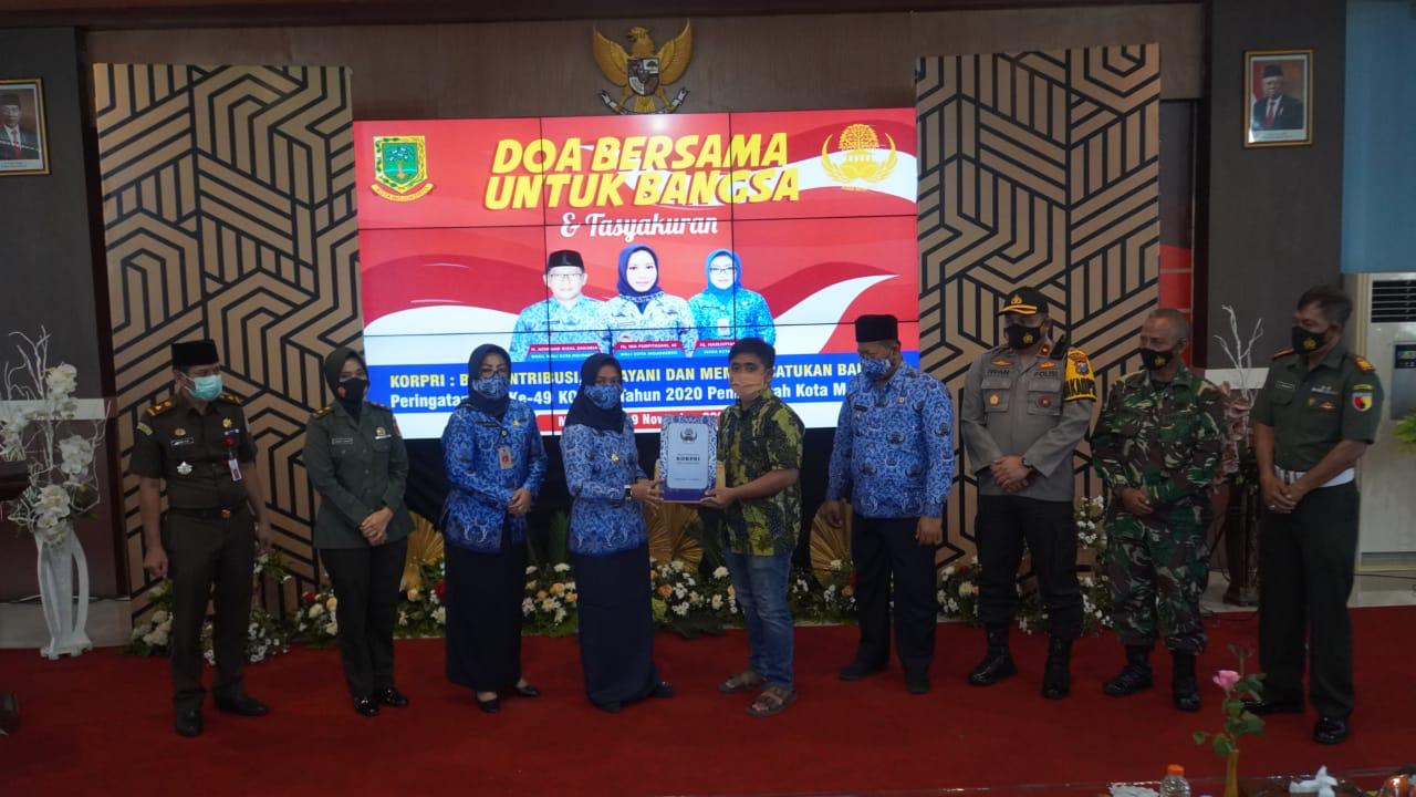 gambar utama