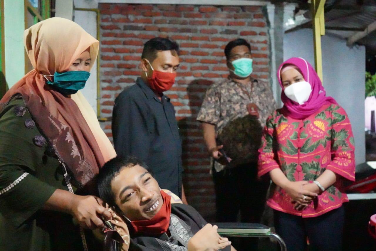 gambar utama