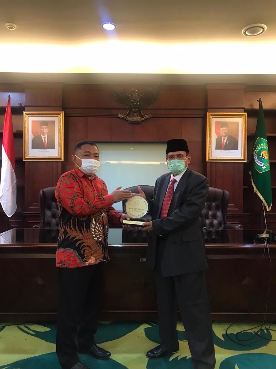 gambar utama