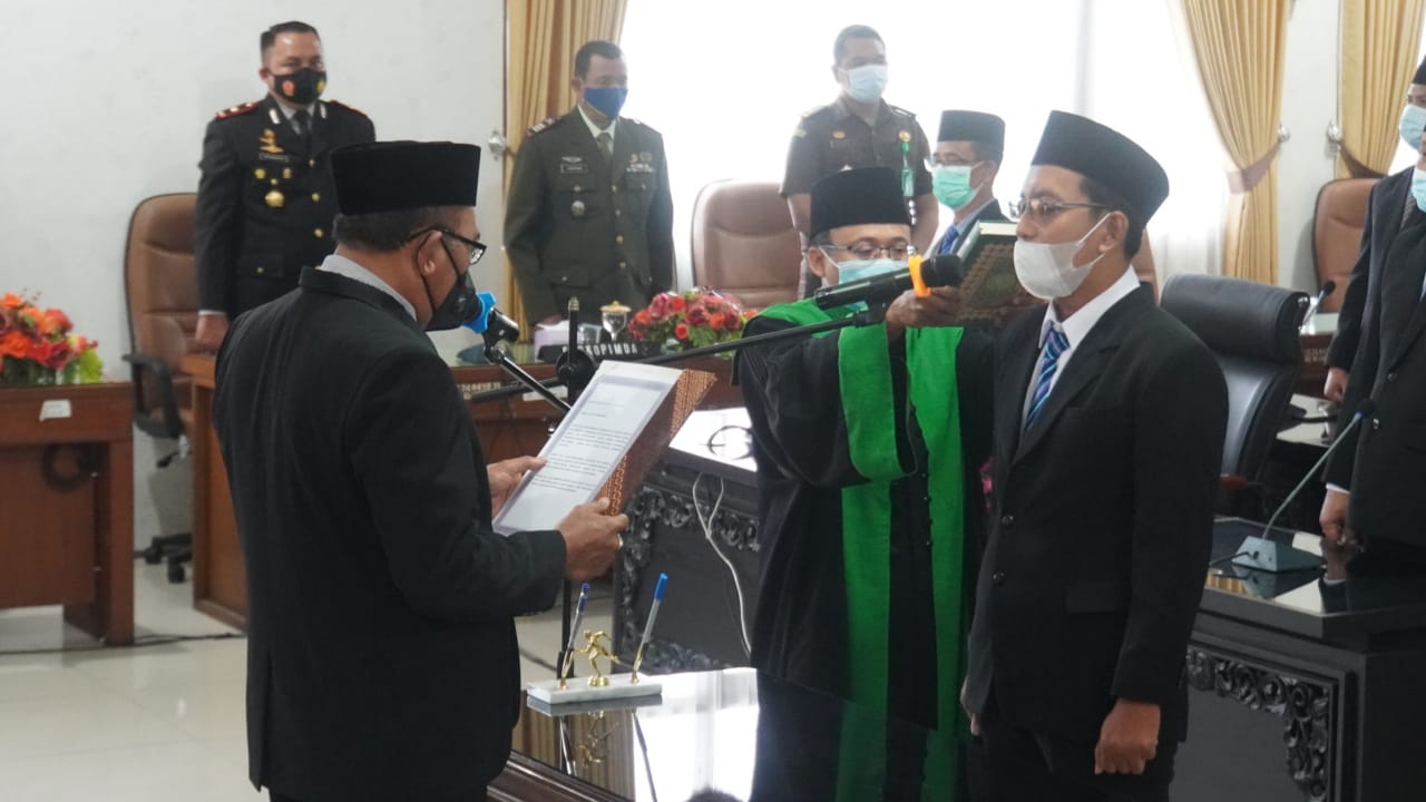 gambar utama
