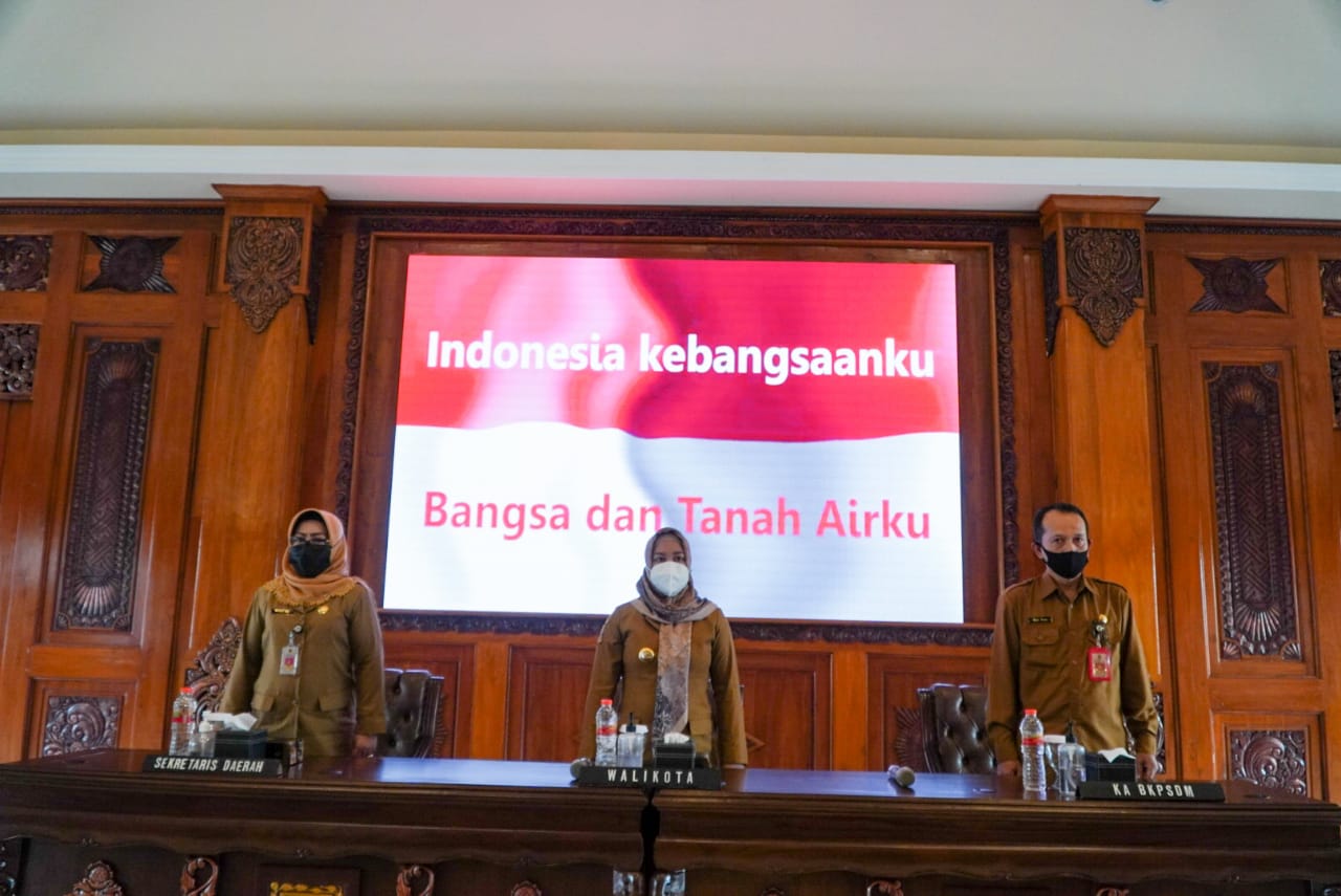 gambar utama