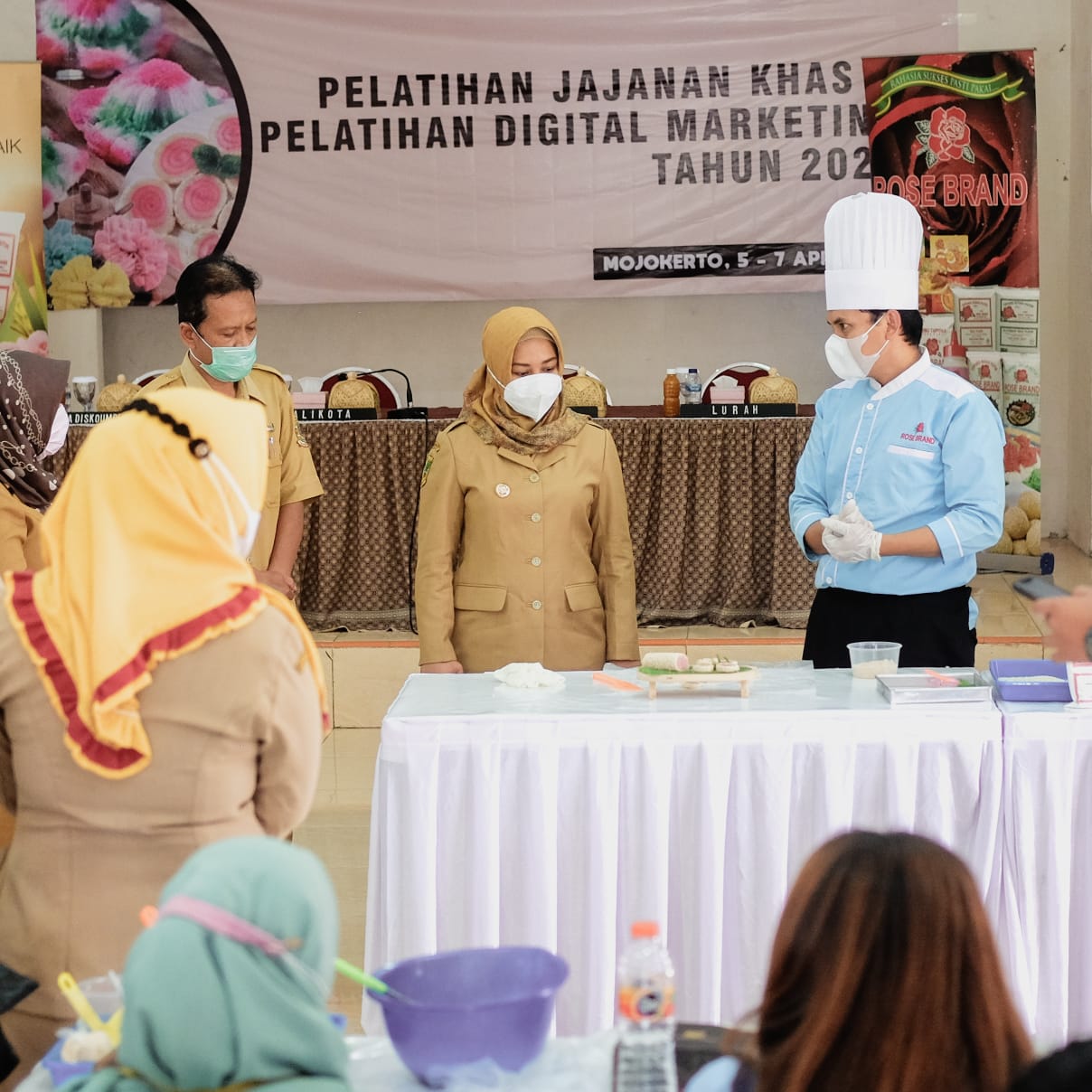 gambar utama
