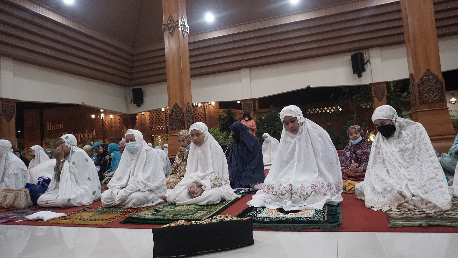 gambar utama