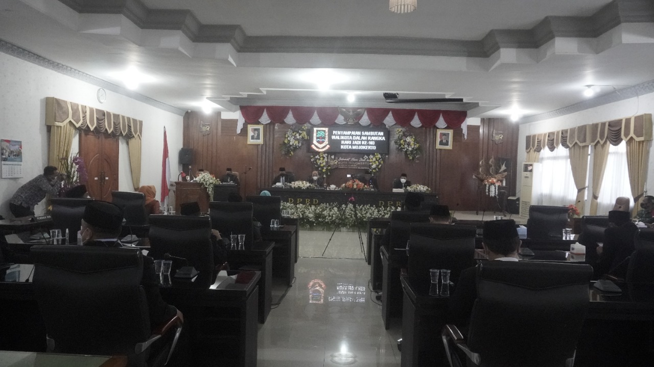 gambar utama