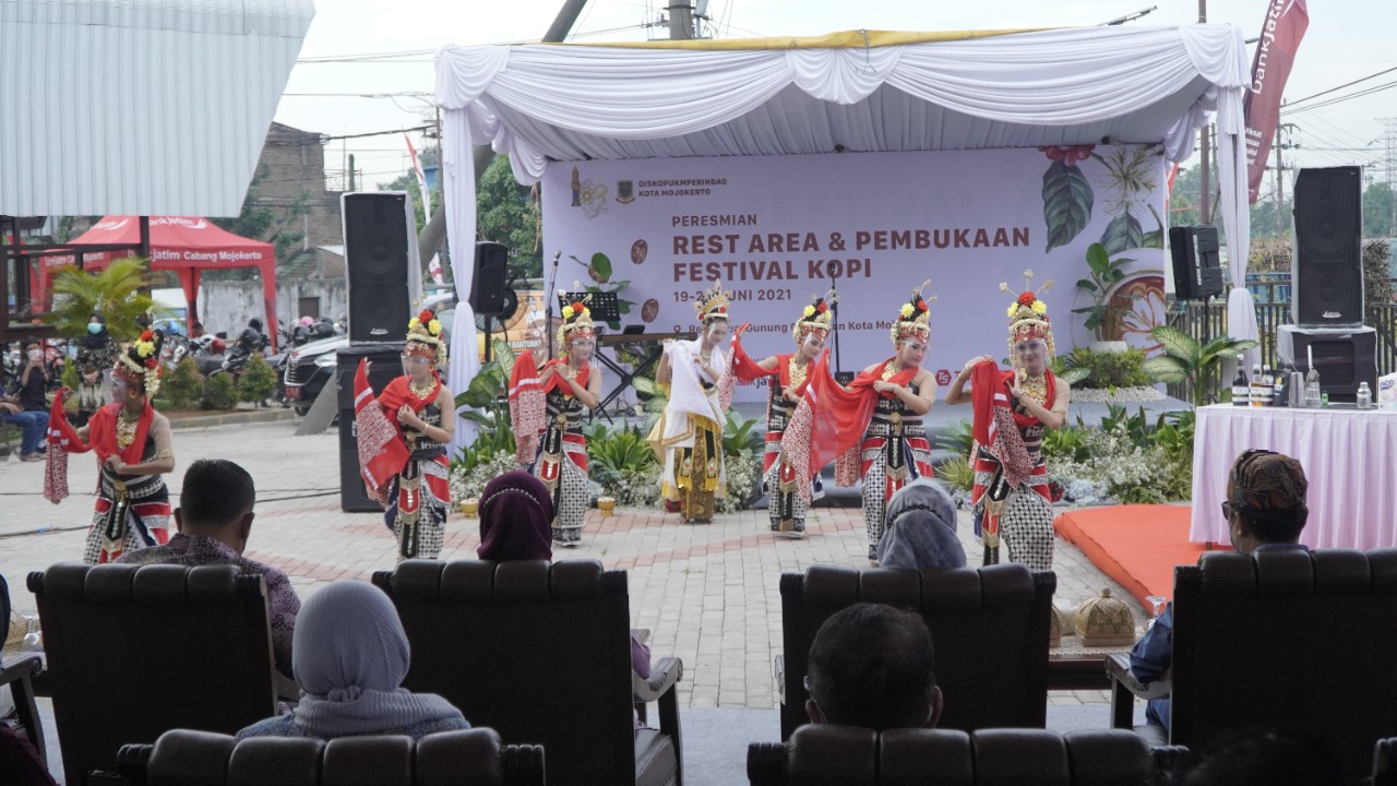 gambar utama