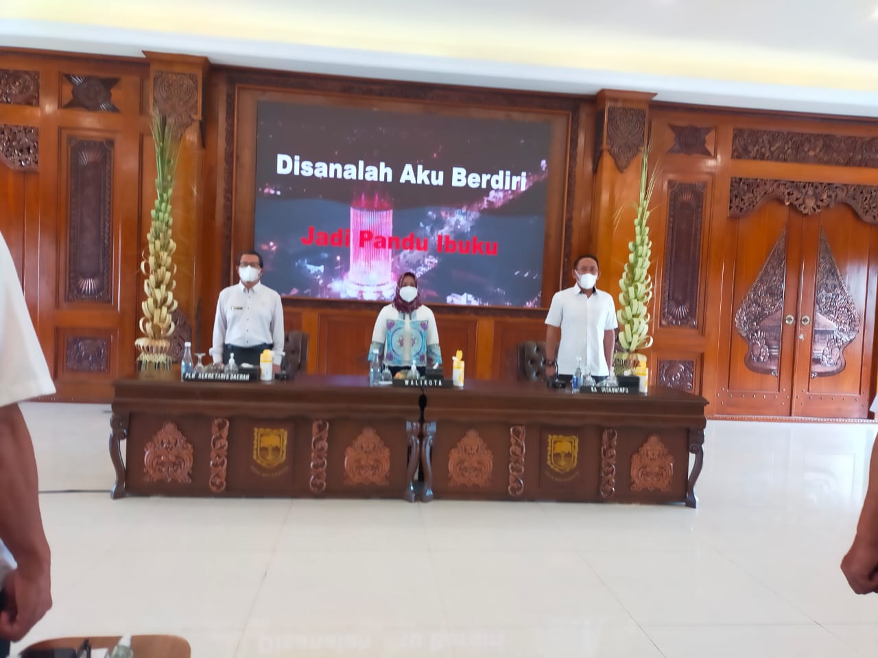gambar utama