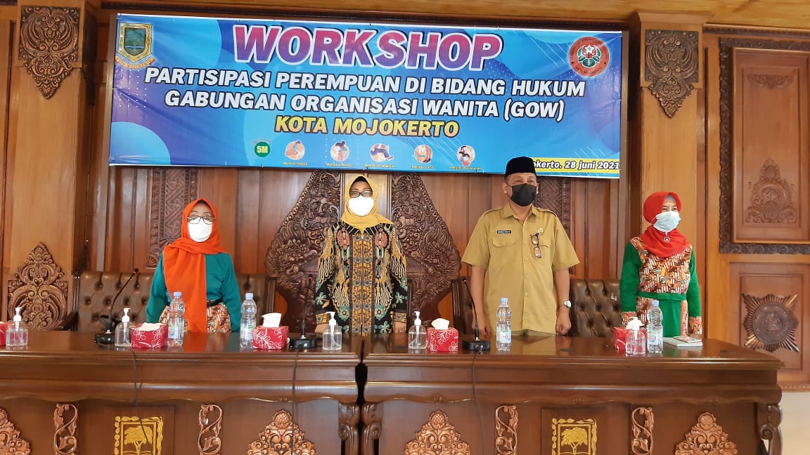 Empowering Masyarakat Desa: Tingkatkan Kesadaran Hukum dan Laporkan KDRT