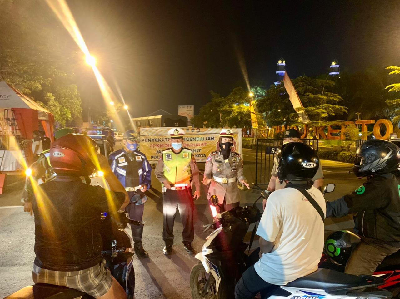 gambar utama