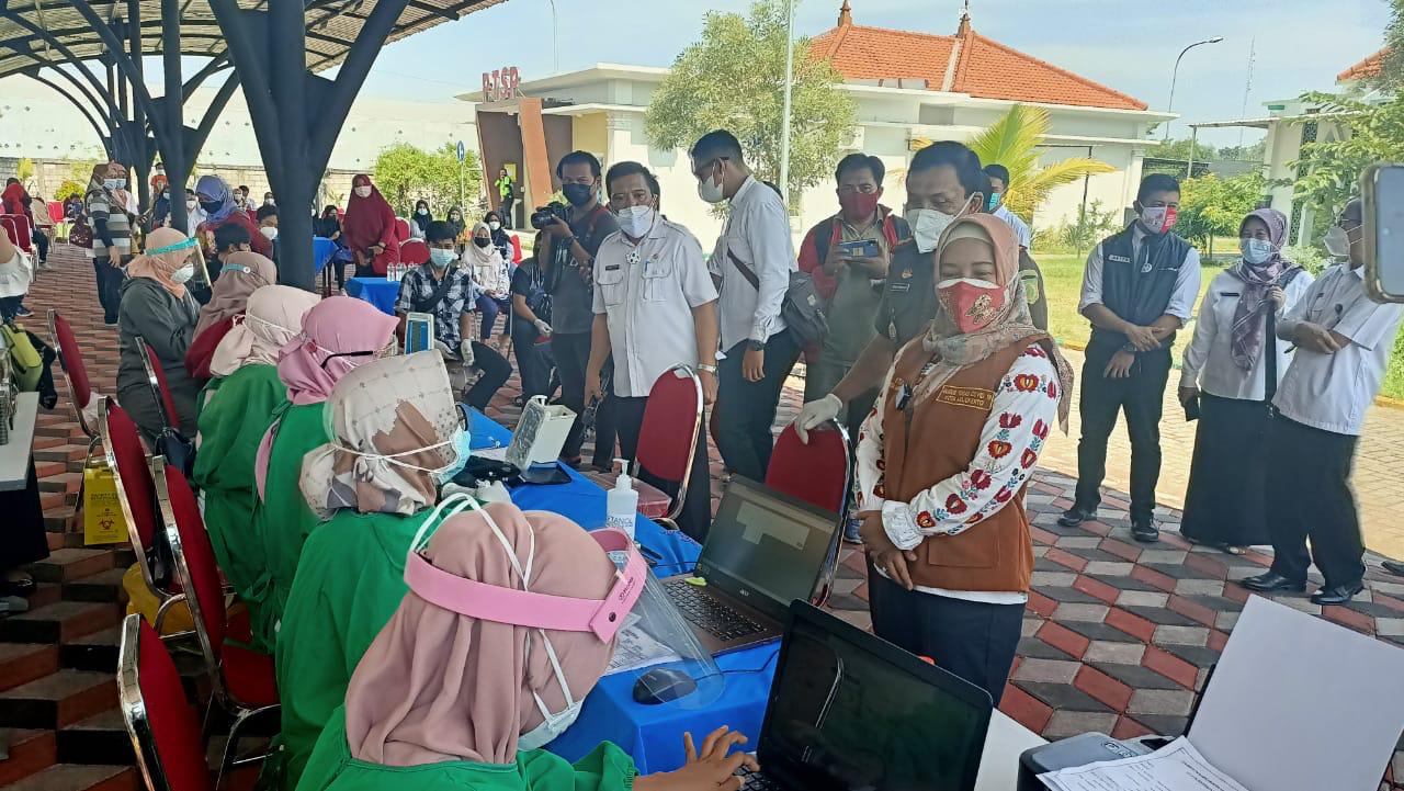gambar utama