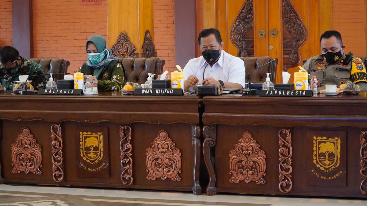 gambar utama