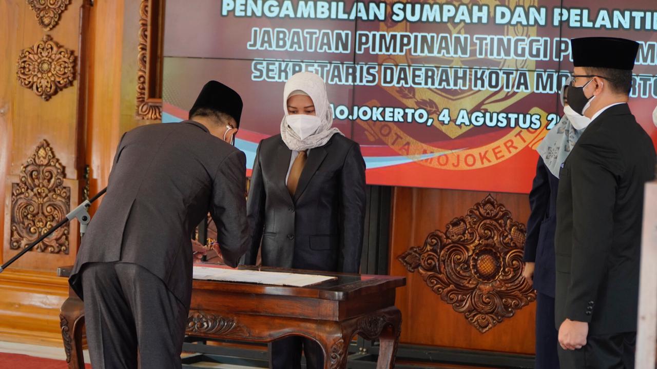 gambar utama