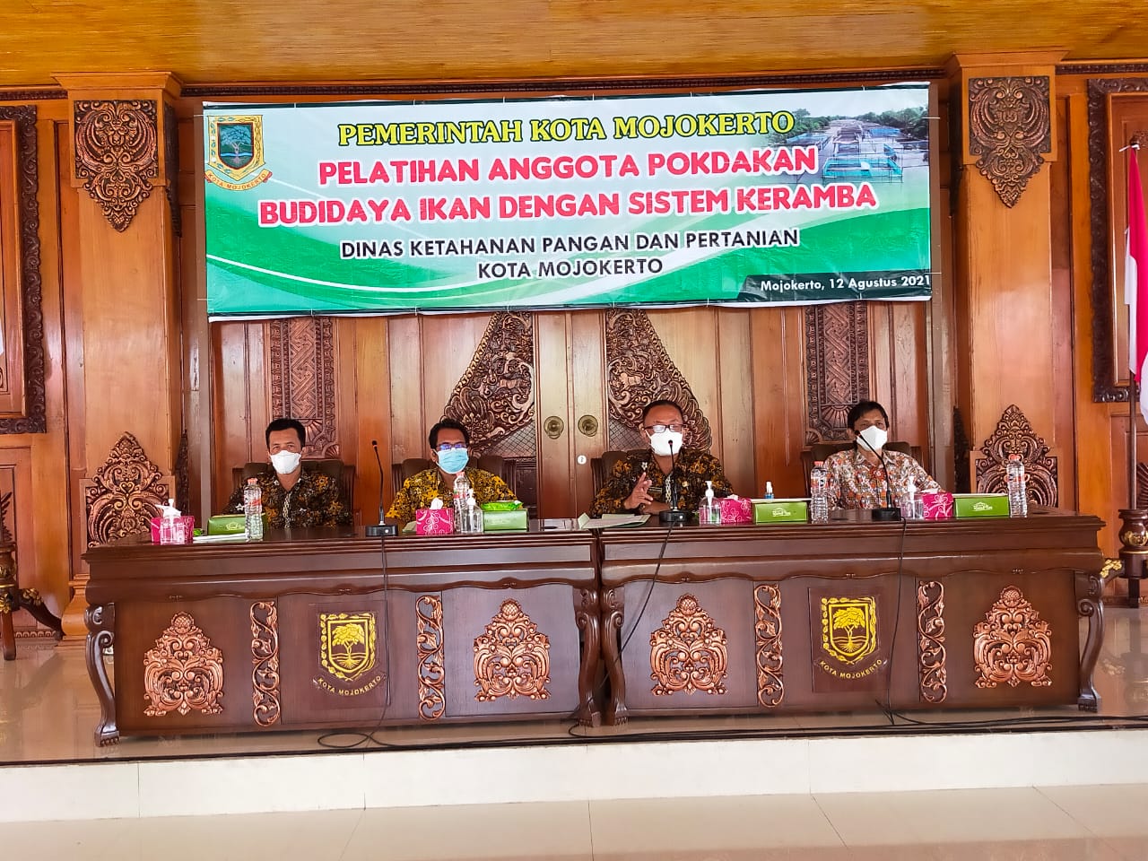 gambar utama