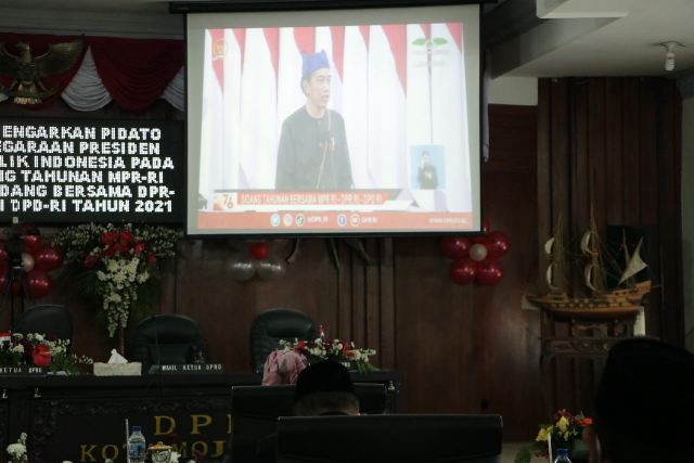gambar utama