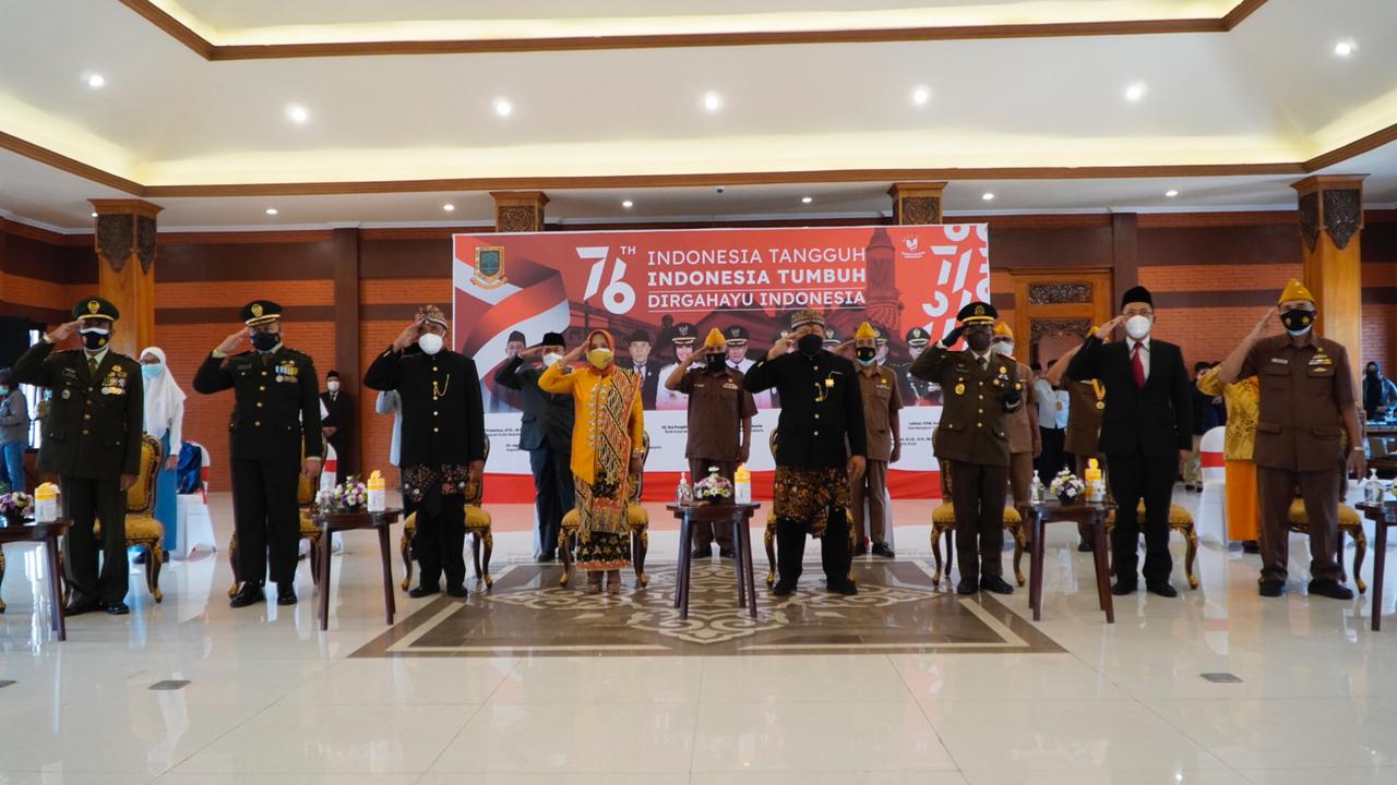 gambar utama