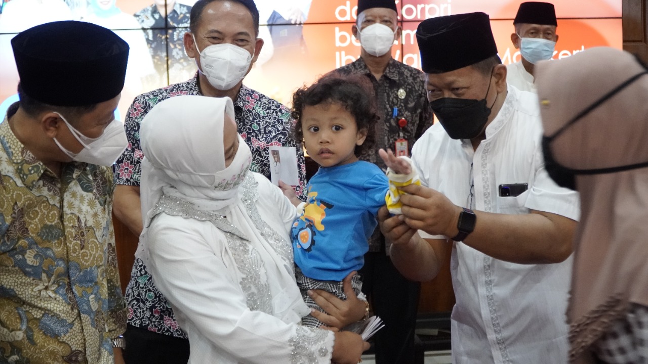 gambar utama