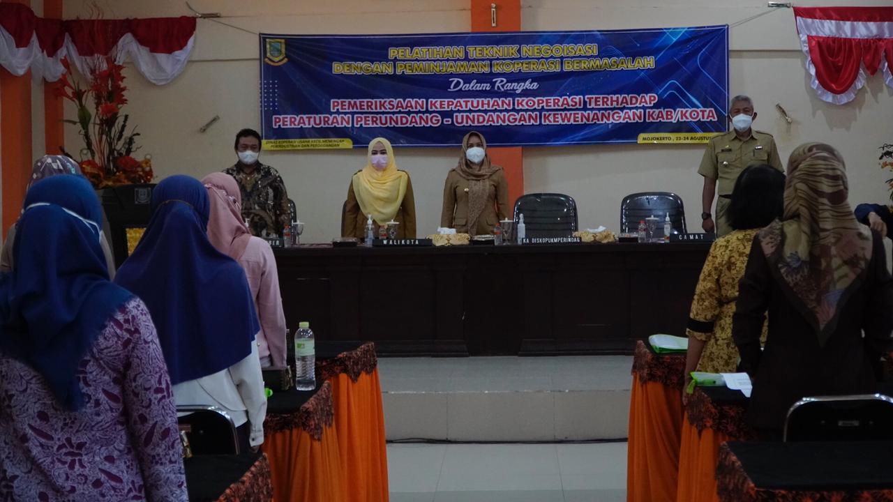 gambar utama