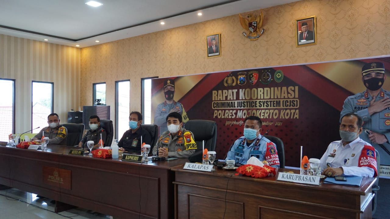 gambar utama
