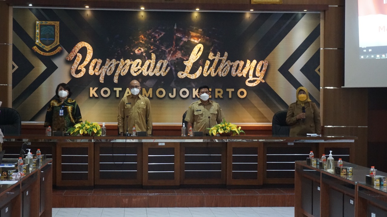 gambar utama