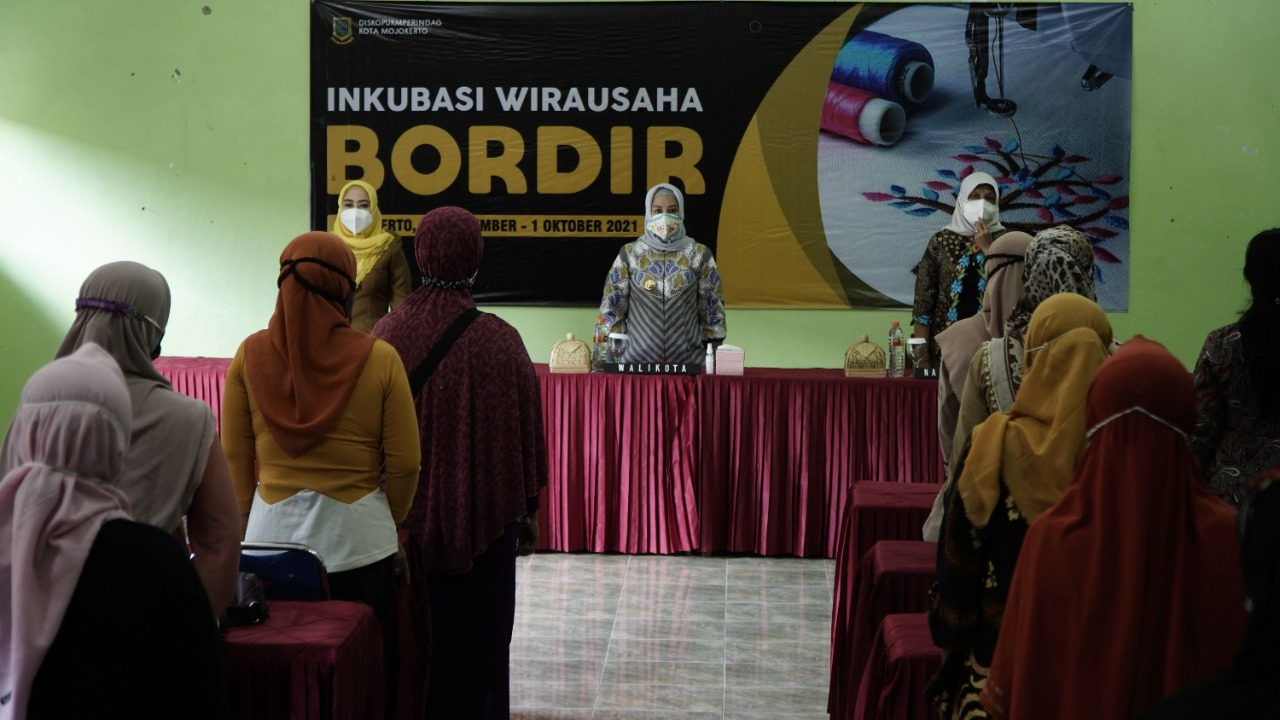 gambar utama