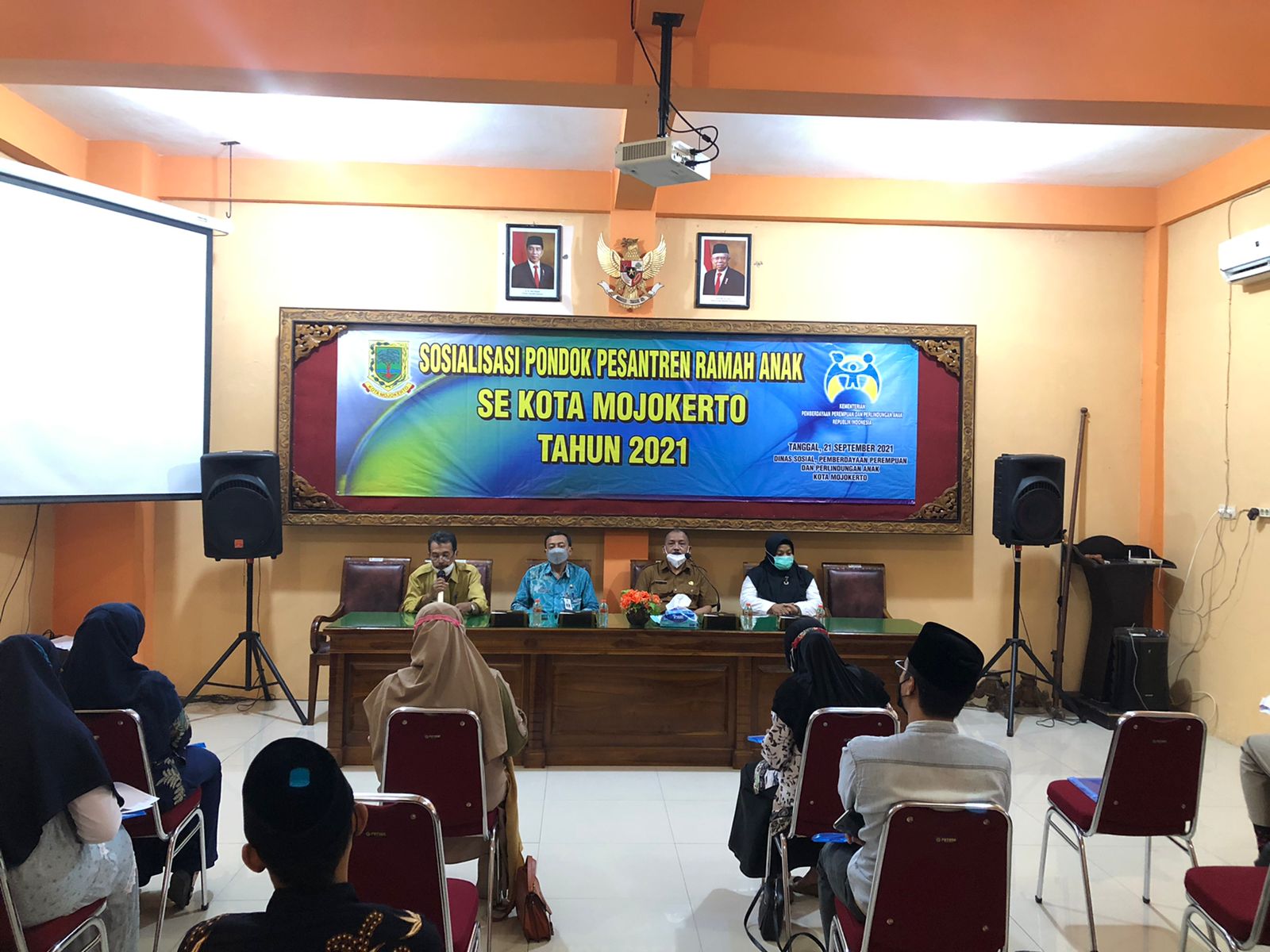 gambar utama