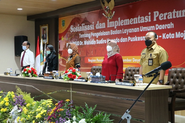 gambar utama