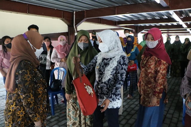 gambar utama