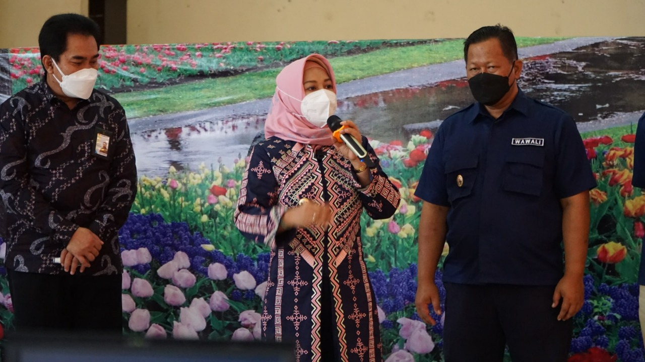 gambar utama