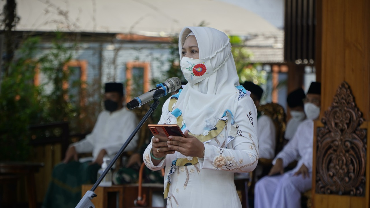 gambar utama