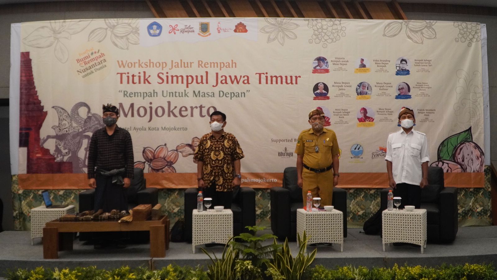 gambar utama