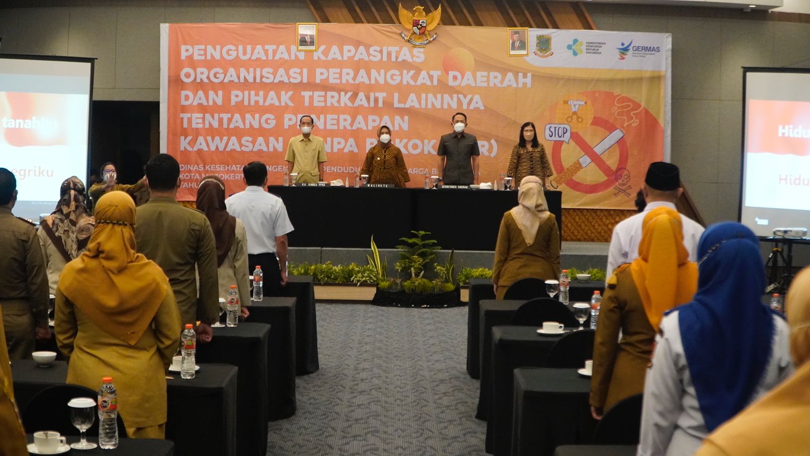gambar utama