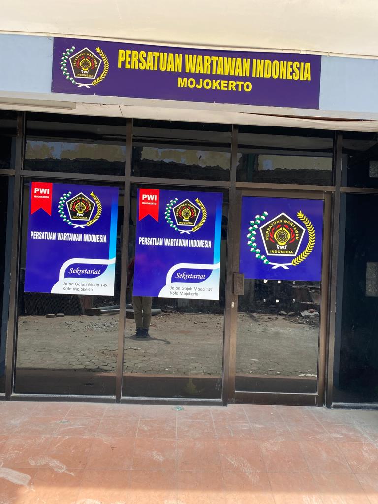 gambar utama