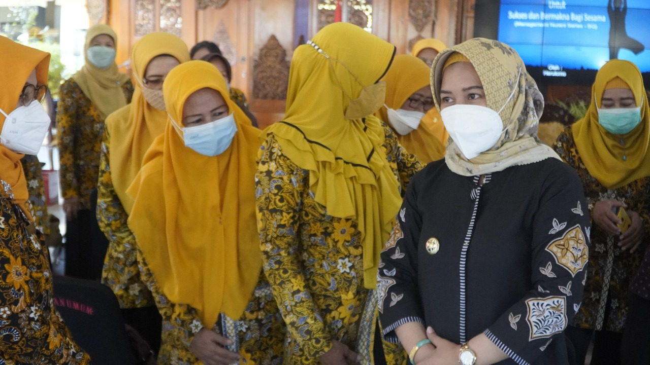 gambar utama