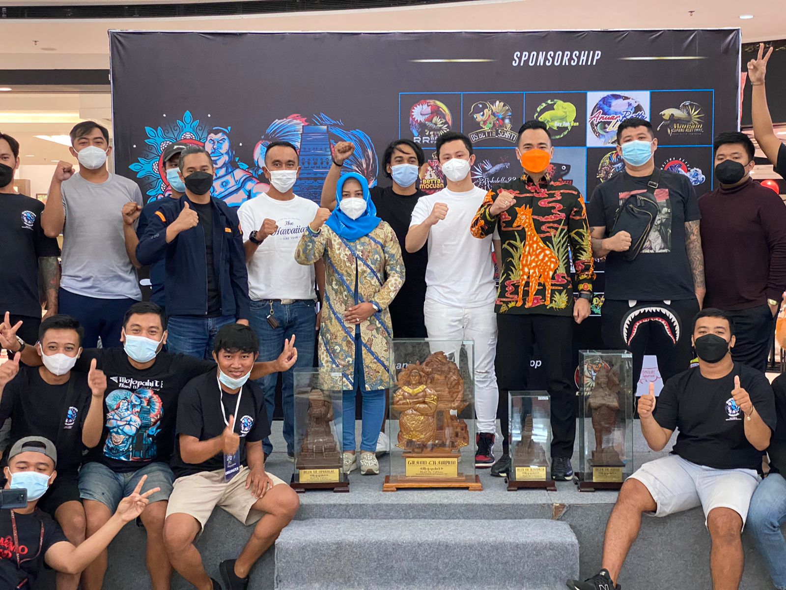 gambar utama