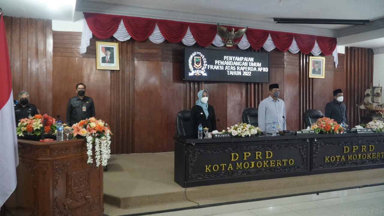 gambar utama