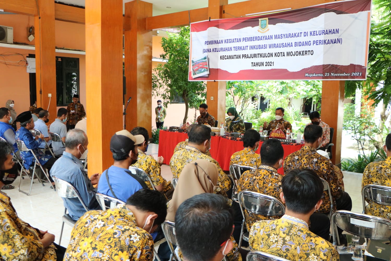 gambar utama