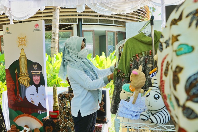 gambar utama