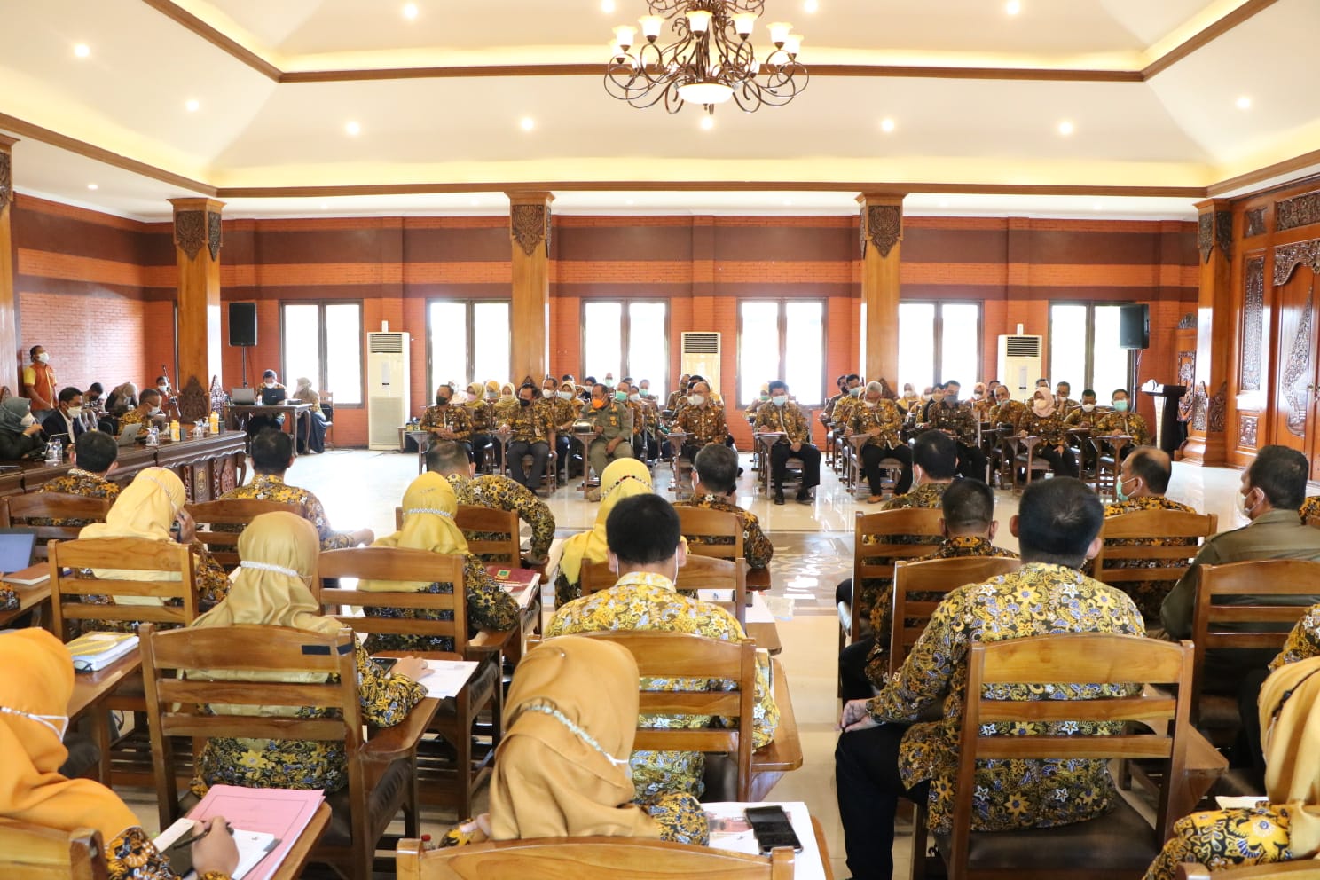 gambar utama