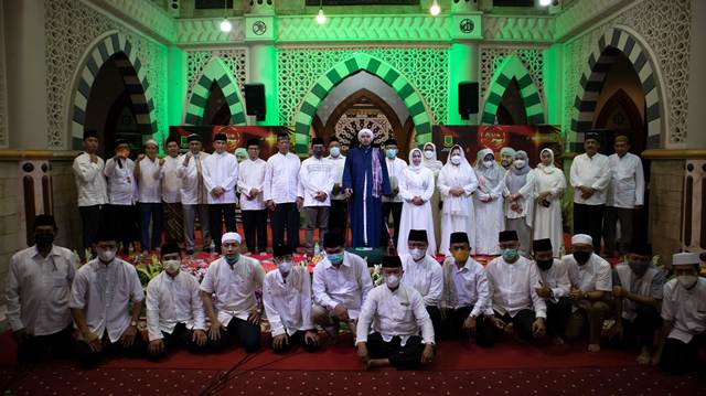 gambar utama