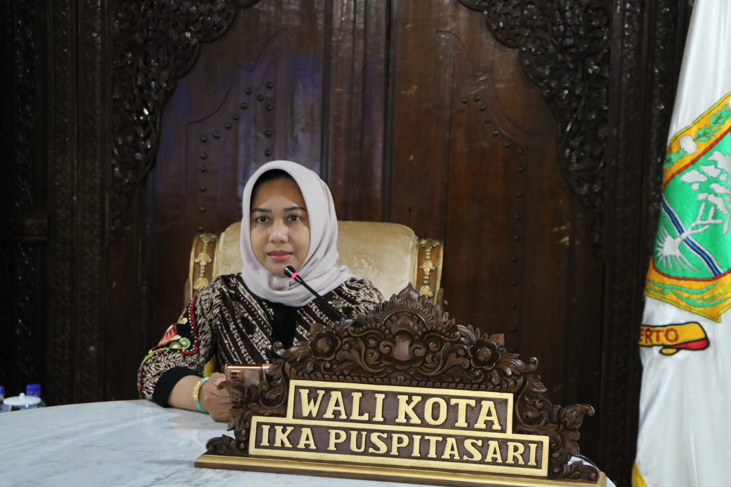 gambar utama