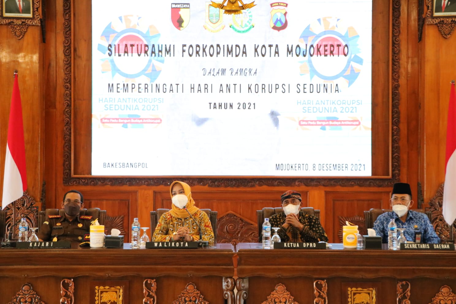 gambar utama