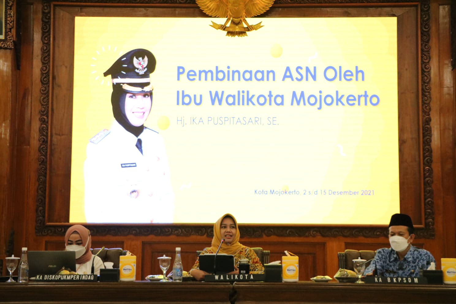 gambar utama