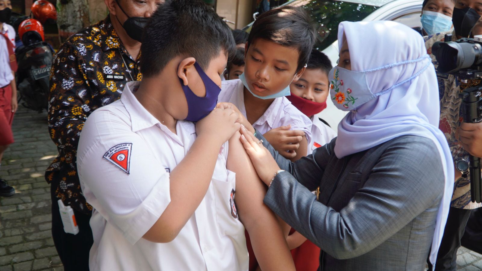 gambar utama