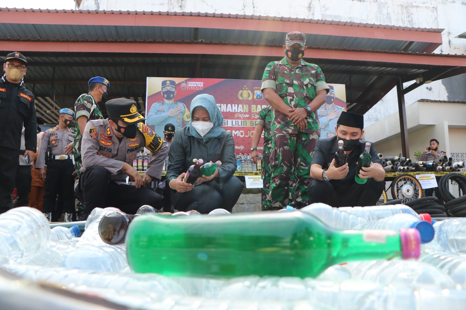 gambar utama