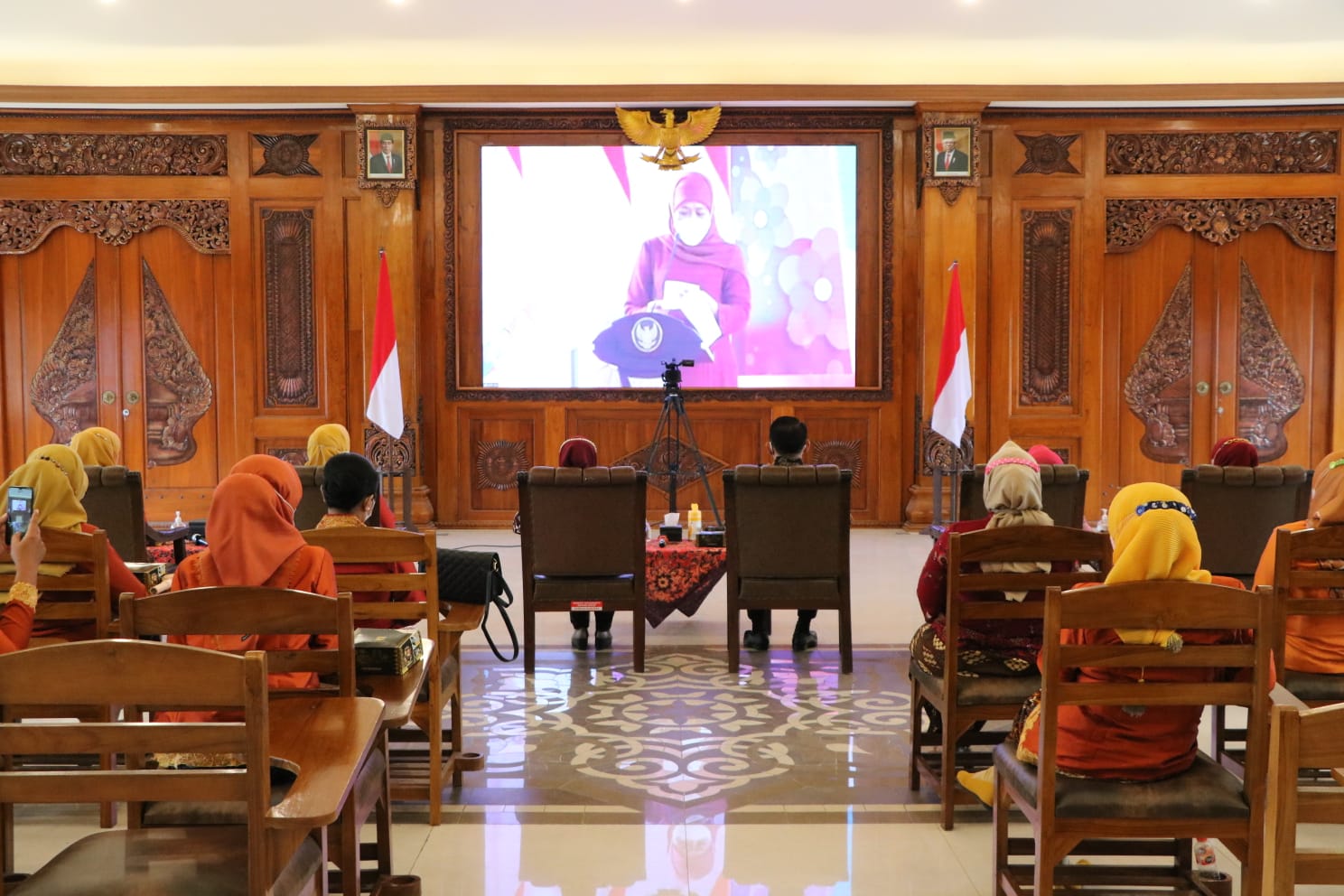 gambar utama