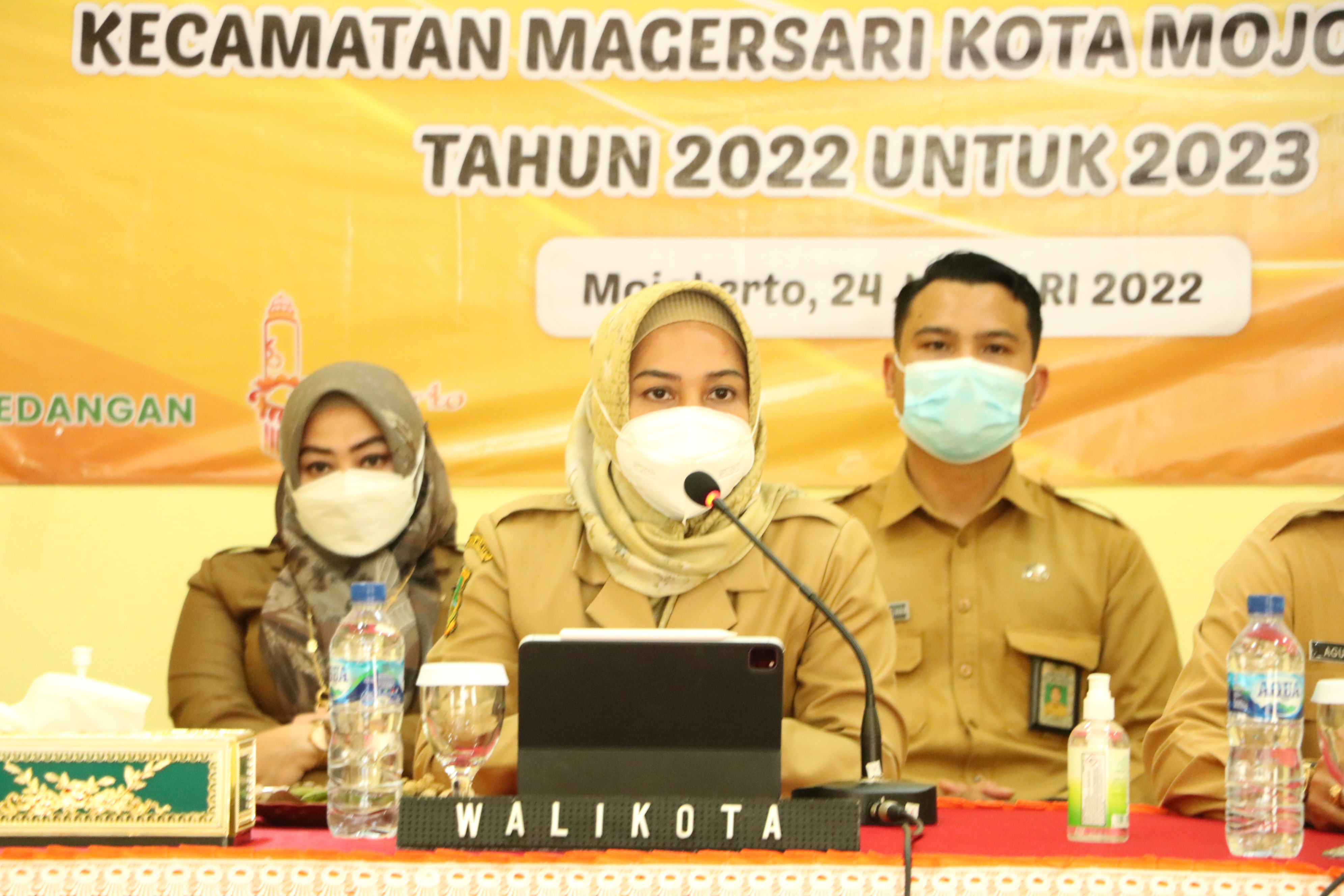gambar utama