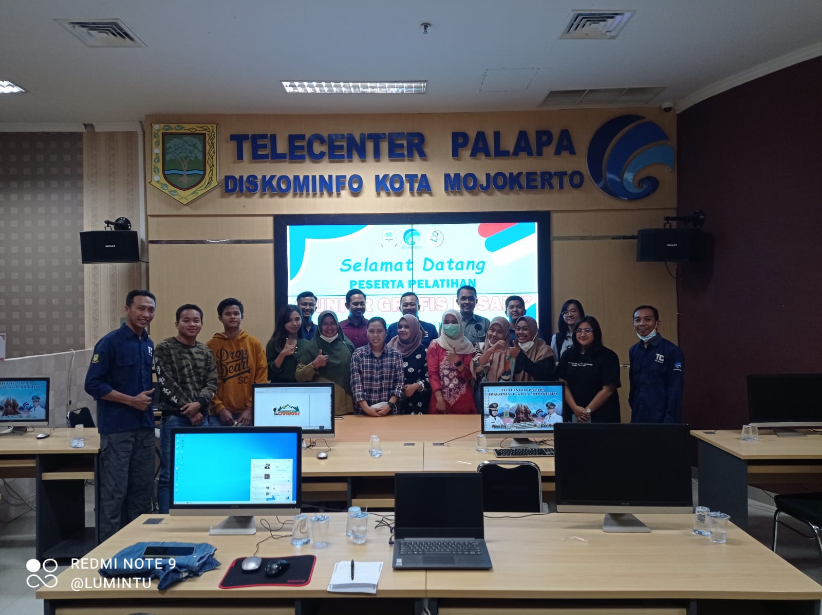 gambar utama